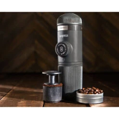 Wacaco Nanopresso Espressomachine -Kampeerartikelen Winkel iview 5042301 001 pic3